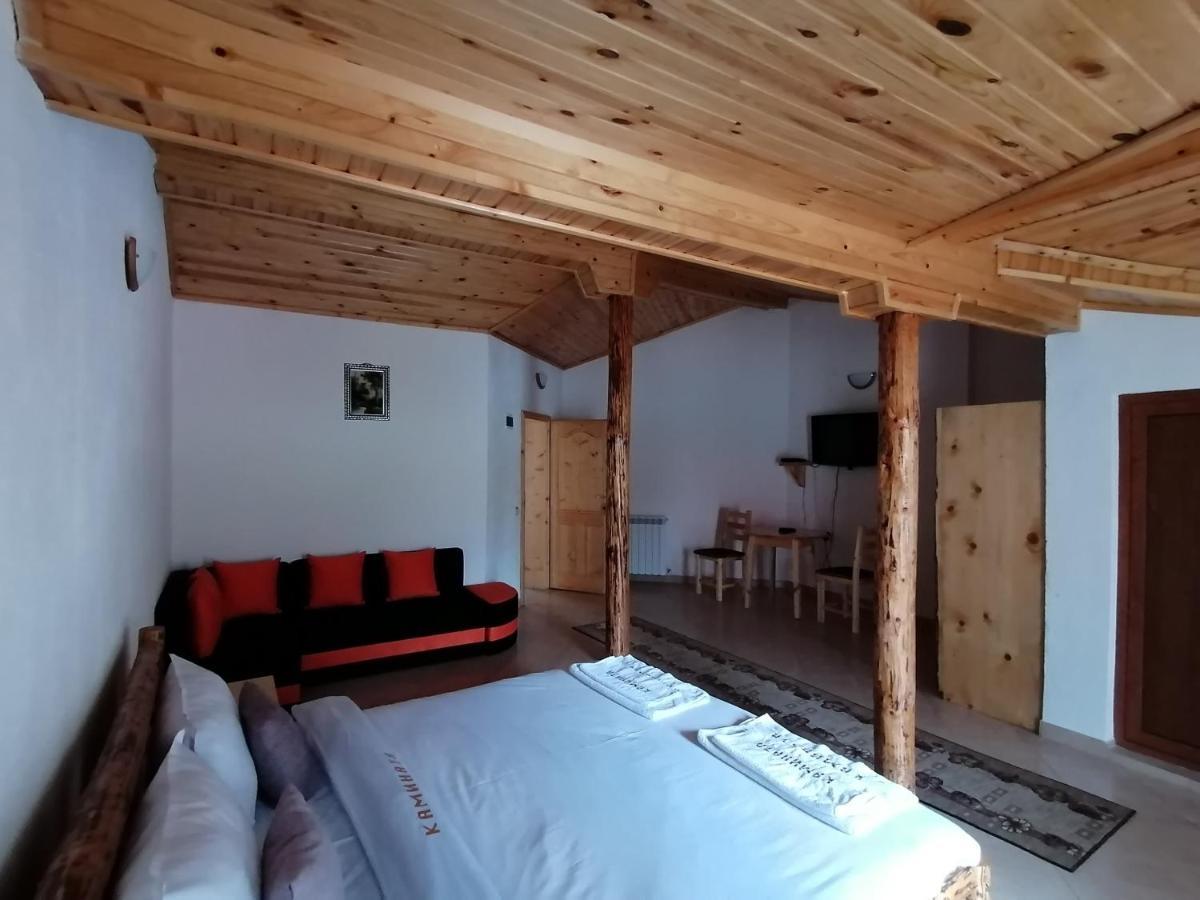 Къща за гости Камината Тріґрад Екстер'єр фото