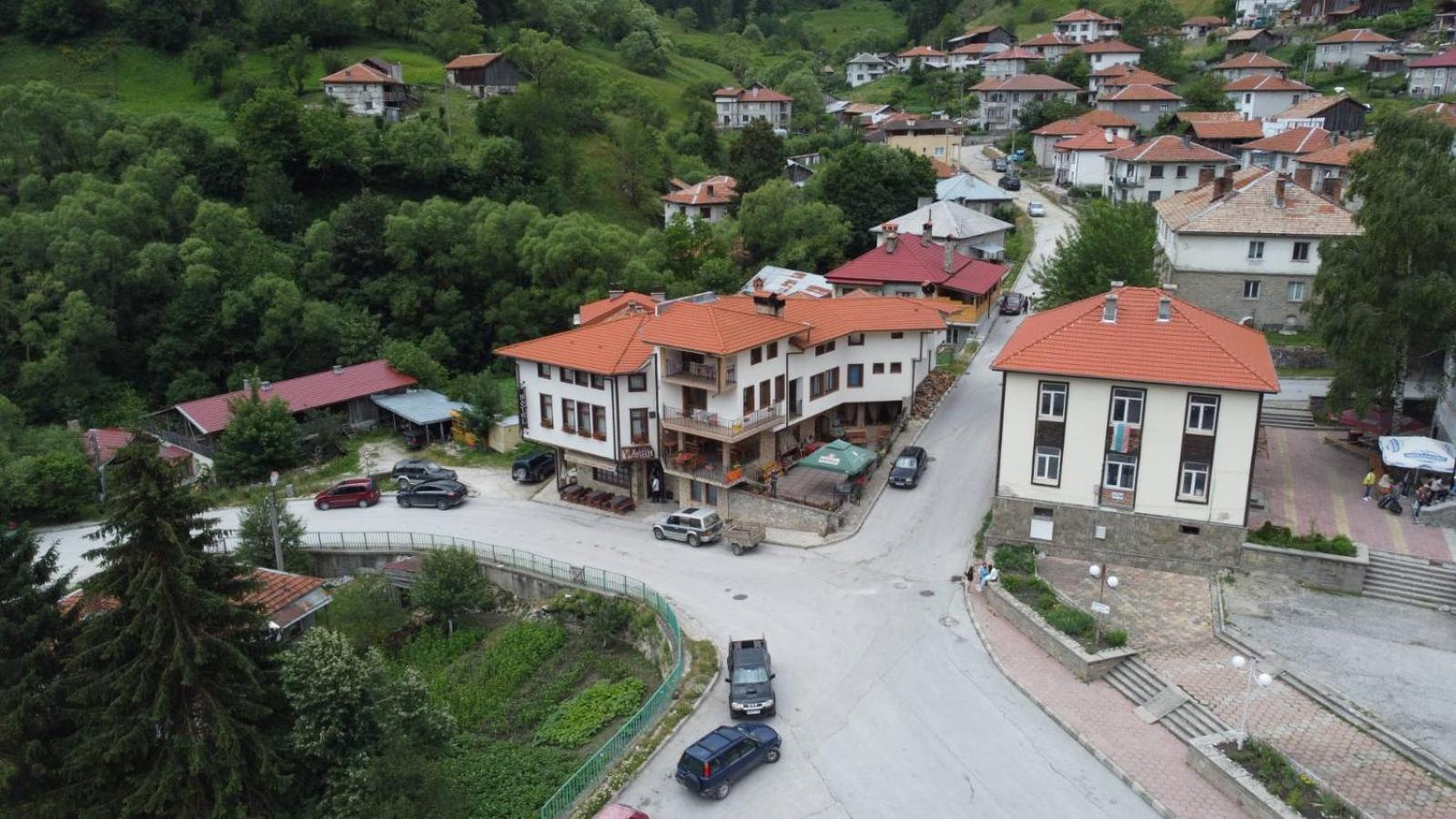 Къща за гости Камината Тріґрад Екстер'єр фото
